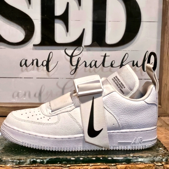 Nike Air Force 1 Utility White Strap Closure Mn 8 | Wmn #AO1531-101 - Picture 1 of 11